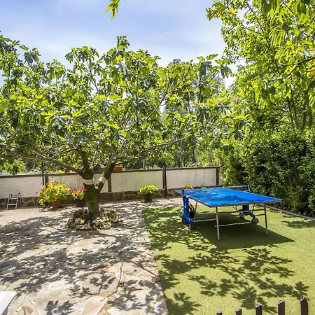 Nature, Pool, Tennis, Aircon Only 15 Minutes To Barcelona! * Sabadell