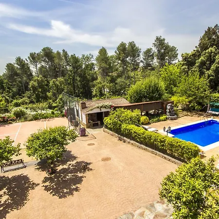 Nature, Pool, Tennis, Aircon Only 15 Minutes To Barcelona! Sabadell